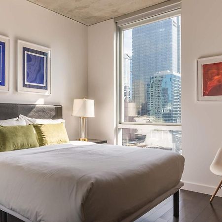 2Br Elegant Premium Suite With Balcony & Sweeping City Views Chicago Eksteriør billede