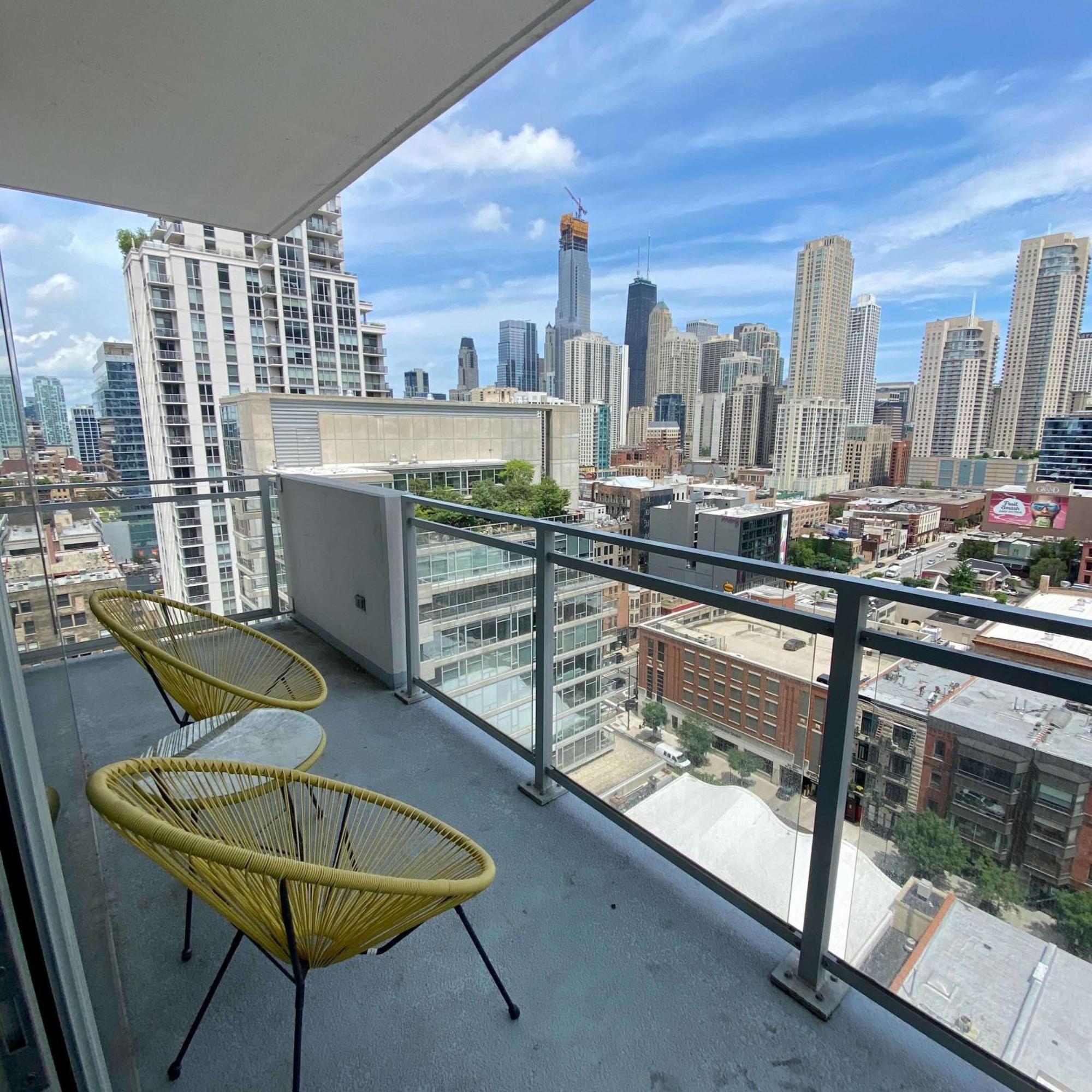 2Br Elegant Premium Suite With Balcony & Sweeping City Views Chicago Eksteriør billede